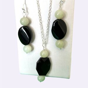 Silver plated Black and Green Jewelry Set